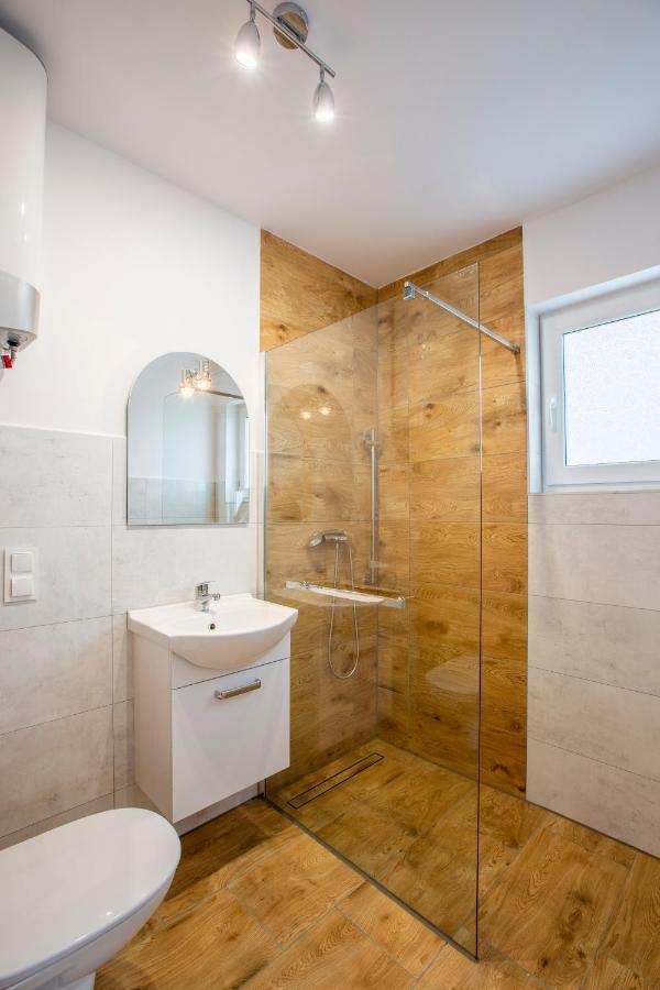 Domki Caloroczne Jesionowscy Kudowa-Zdrój Extérieur photo